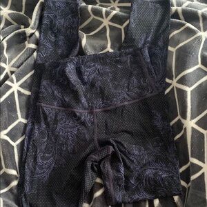 Lululemon Athletica Black and Purple Patterned Leggings